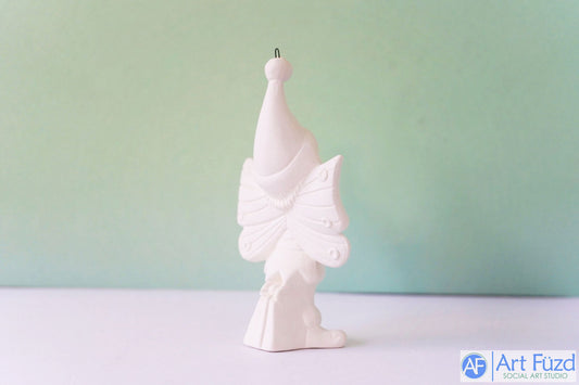 Stehende Schmetterlingsflügel Junge Fee Weihnachtsornament mit Haken ~ 3,25 x 2,25 x 6