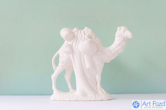 Large Camel with Gold Pouch looking Right ~ 8 x 3 x 7