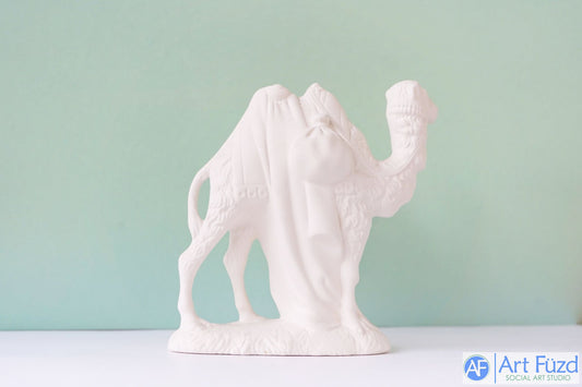 Large Camel with Sachel looking Left ~ 8 x 3 x 7