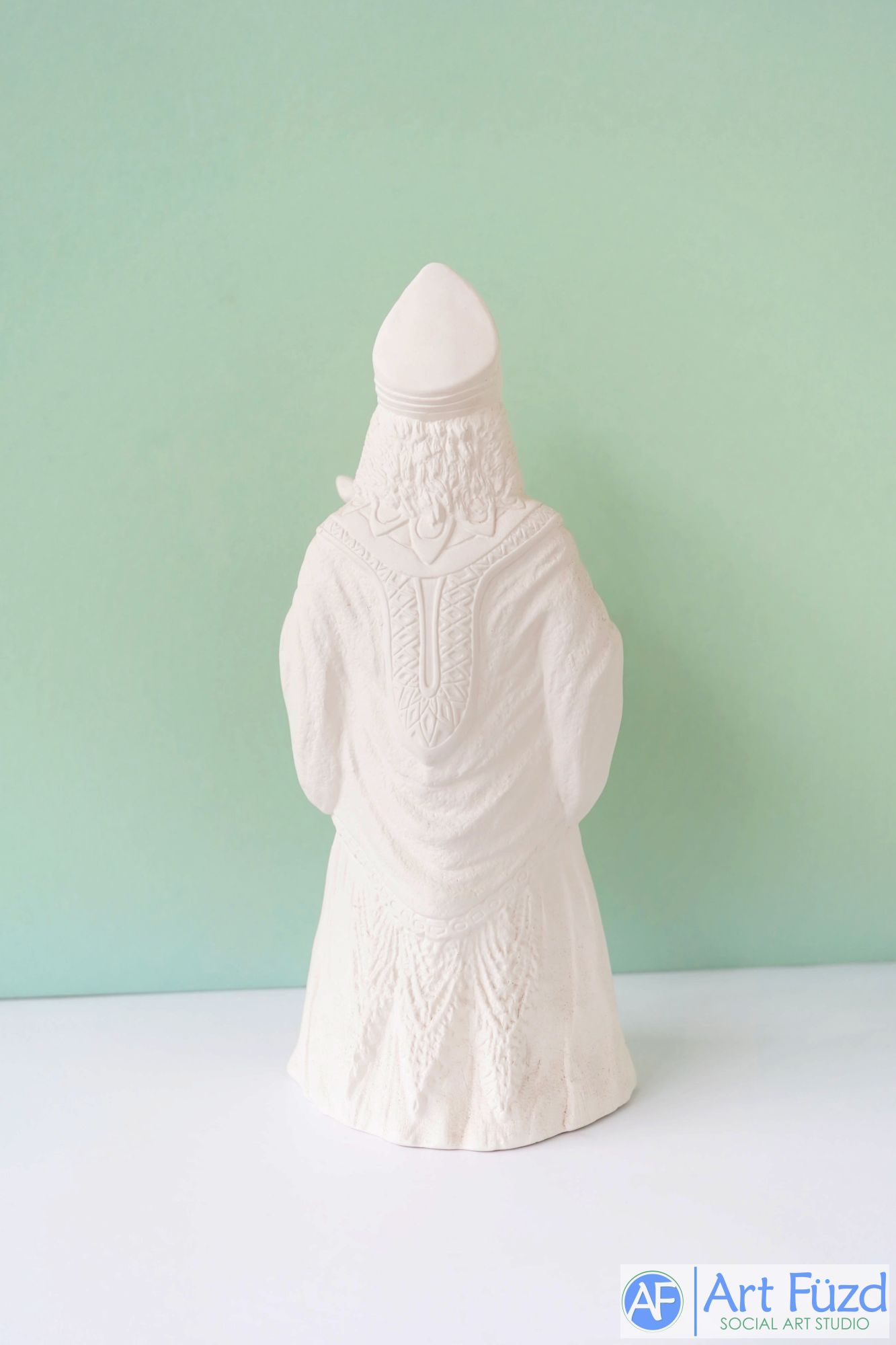 *Medium Vintage Santa in Triangular Detail Coat and Hat holding Small Reindeer Figurine ~ 5 x 4.5 x 10.75