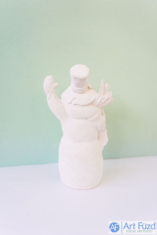 Muñeco de nieve mediano saludando y sosteniendo un árbol de Navidad con estrella ~ 5,75 x 4,25 x 9,5