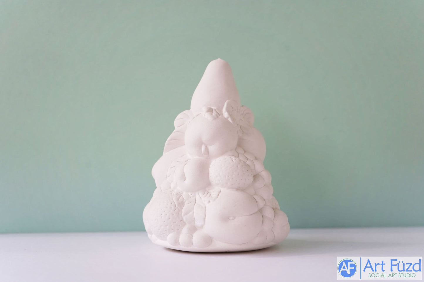 Árbol de frutos medianos en racimo ~ 5 x 4,5 x 6