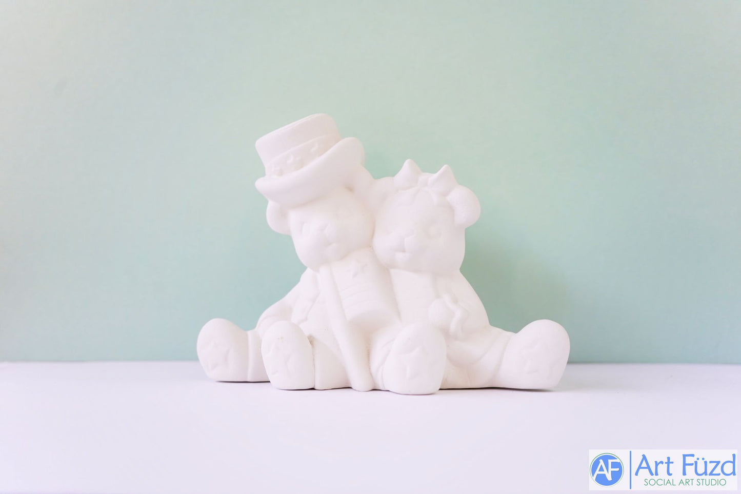 *Two Sitting Cuddle Bears Holding Flag Figurine ~ 7.25 x 3.25 x 5.25