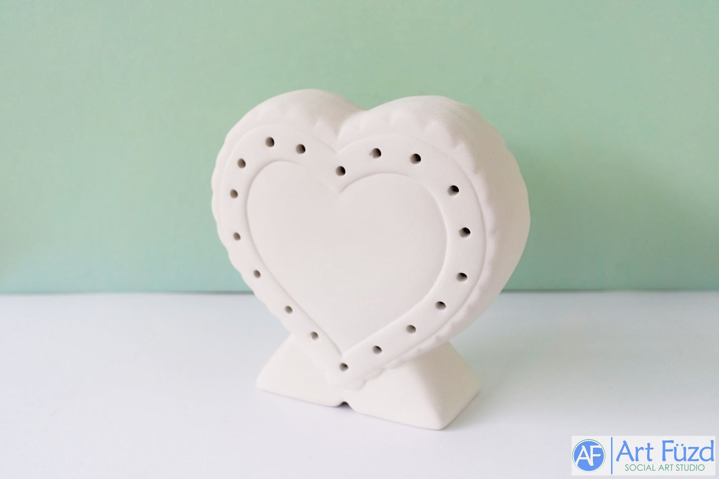 Heart Shaped Lamp with Red Bulbs, includes Light Kit and Bulbs ~ 7.5 x 2.5 x 7.25