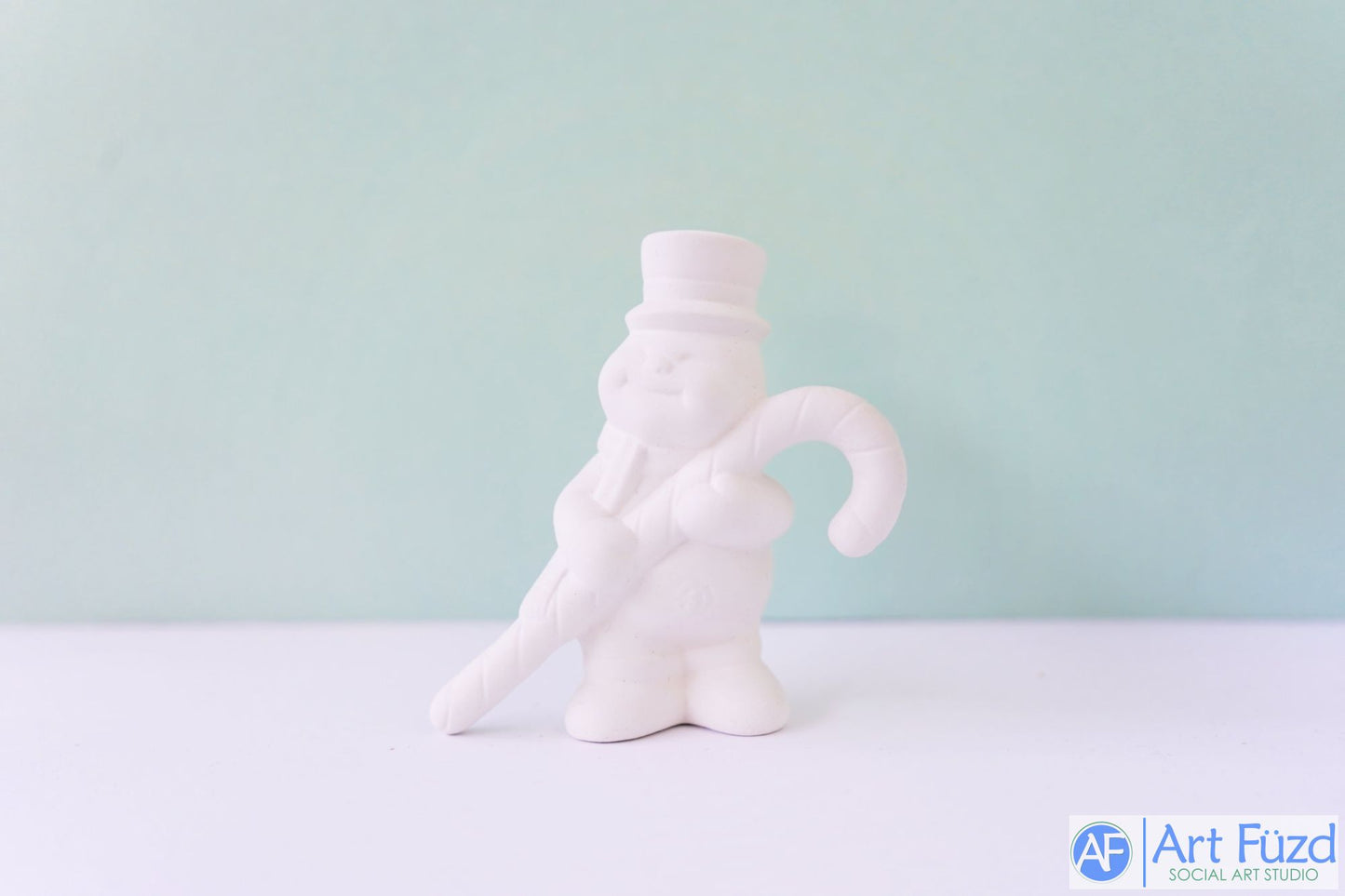 *Cute Snowman with Candy Cane Ornament ~ 3.25 x 1.5 x 3.25