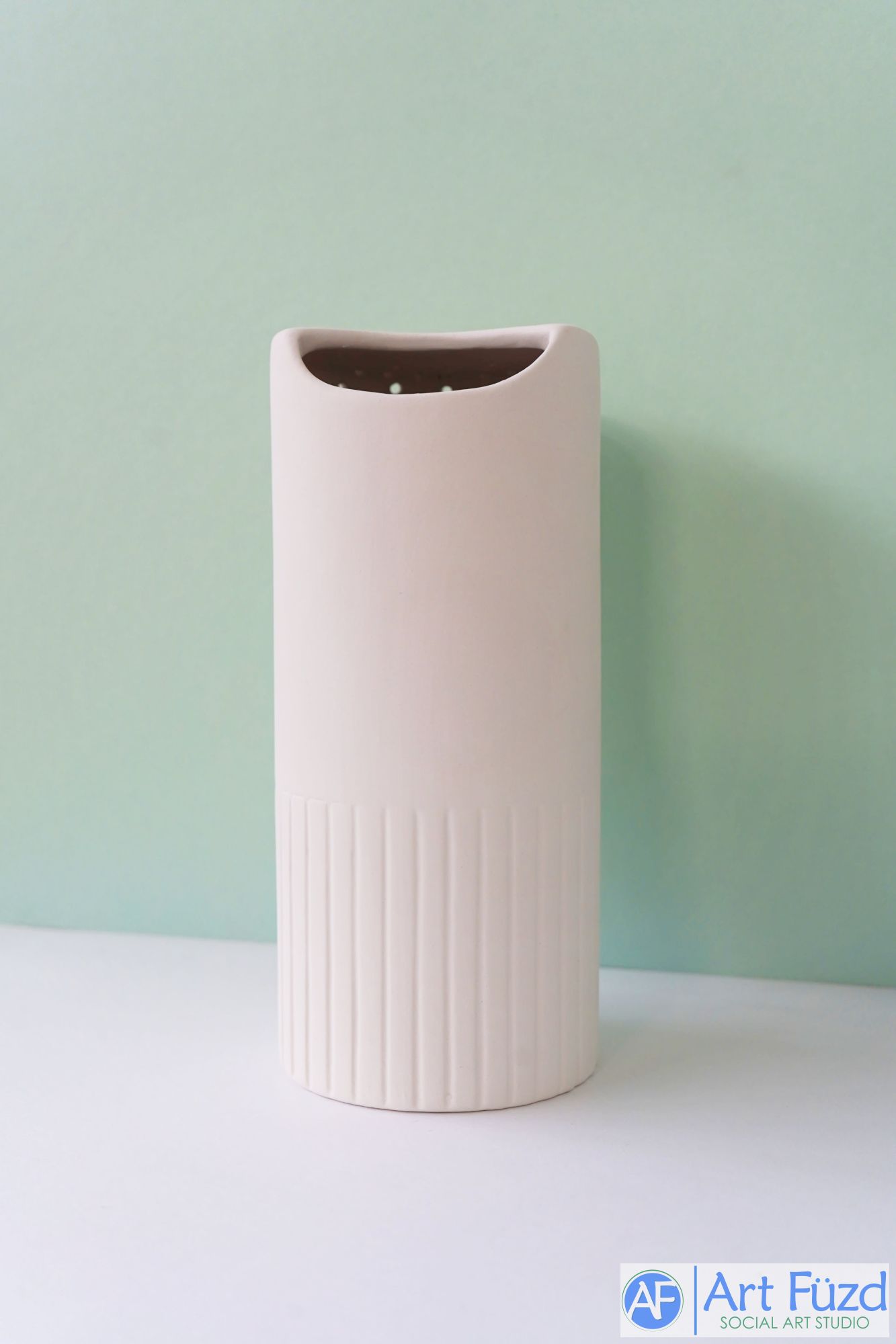 Flora Gießkanne ~ 3,75 x 3,75 x 8,5