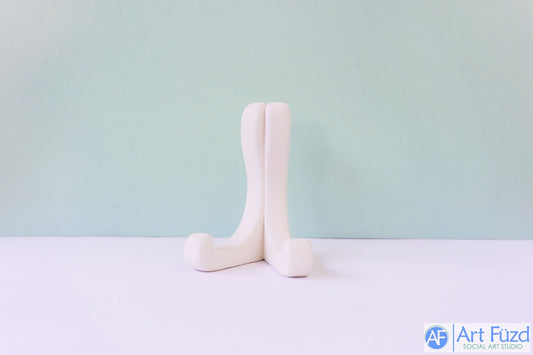 Scroll Style Easel Stand ~ 3.5 x 3 x 4.5