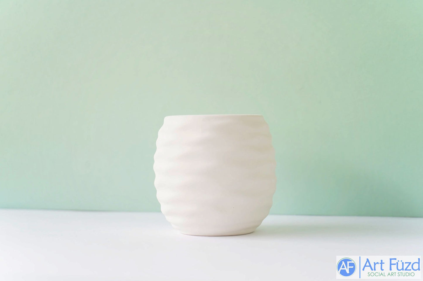 Maceta redonda pequeña Ocean Drift de ~ 3,5 pulgadas de diámetro x 3,5 pulgadas de alto