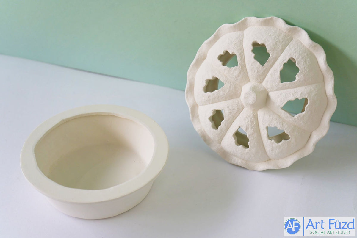 Round Pumpkin or Blueberry Pie Box ~ 6.5 x 6.5 x 3