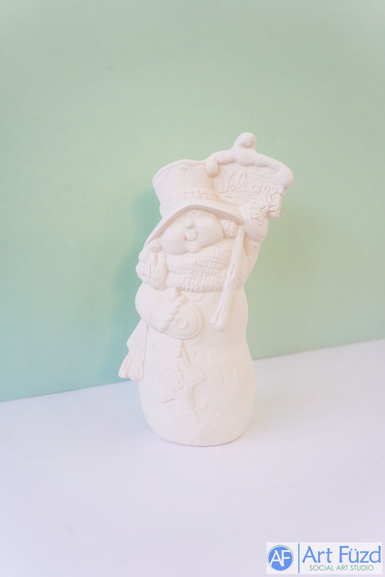 Medium Snowman holding "Welcome" Sign ~ 5.5 x 3 x 9.5