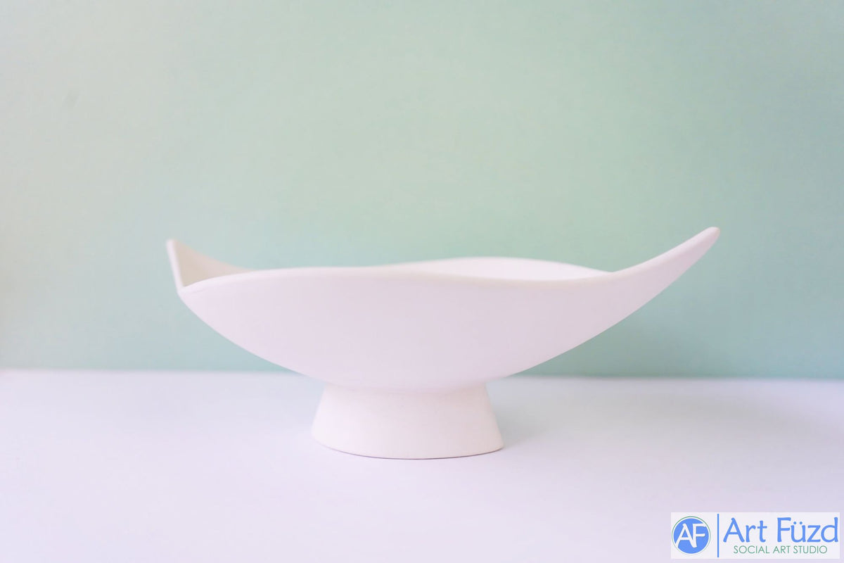 Elegant Tear-Shaped Bowl ~ 9 x 6 x 2.75