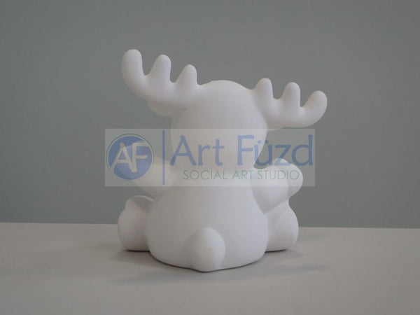 Reindeer Figurine ~ 5.5 x 6.25